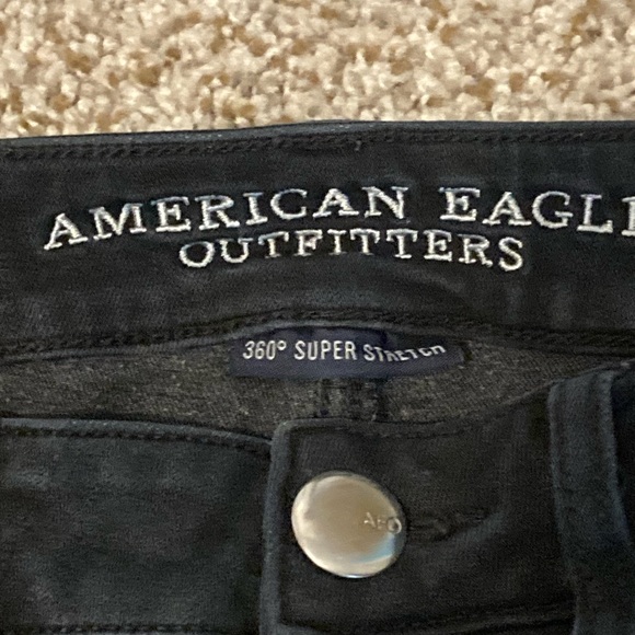 AEO black 360 super stretch hi-rise jeggings - Picture 6 of 9